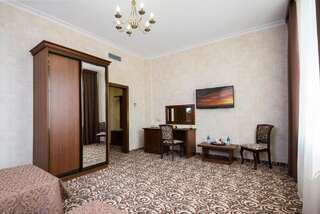 Гостиница ZION Краснодар Стандартный двухместный номер с 2 отдельными кроватями-2